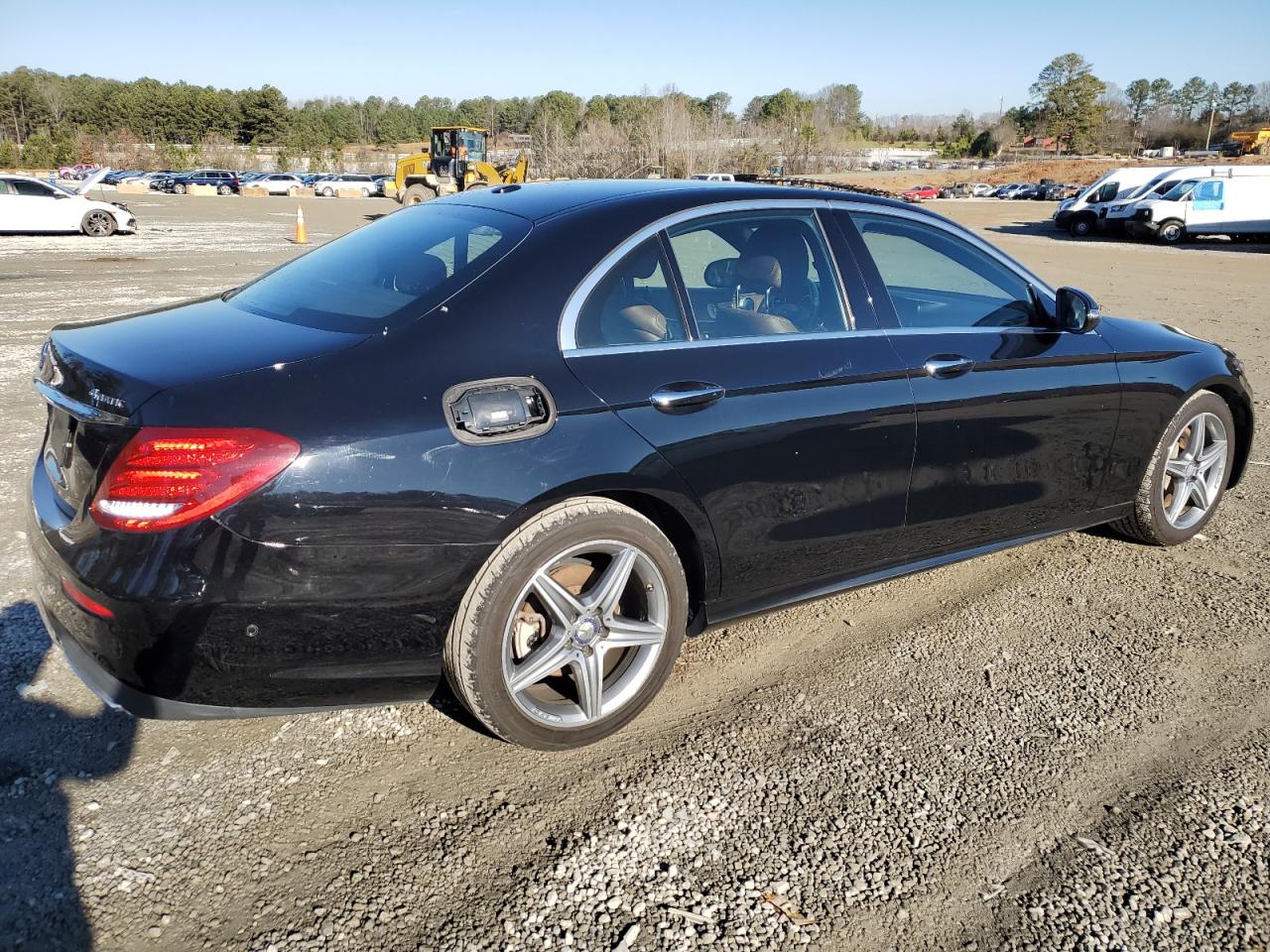 Image 3 of 2017 MERCEDES-BENZ E 300 4MATIC 2017 with VIN WDDZF4KB5HA062176