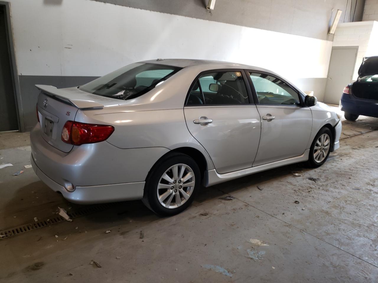 Изображение 3 2009 TOYOTA COROLLA BASE 2009 с VIN 1NXBU40E19Z081575