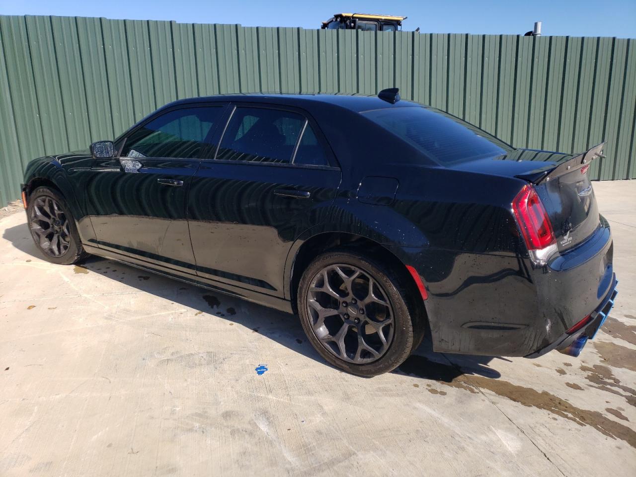 Obraz 2 z 2020 CHRYSLER 300 S 2020 z VIN 2C3CCABT8LH171939