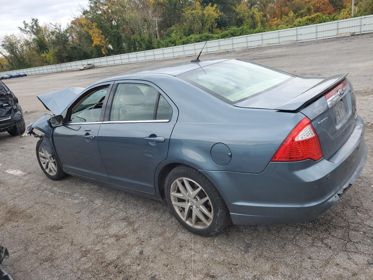 Image 2 of 2011 FORD FUSION SEL 2011 with VIN 3FAHP0JG2BR184487