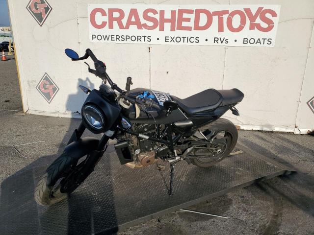 Image 2 of 2019 HUSQVARNA SVARTPILEN 701  2019 with VIN VBKUBV408KM757354