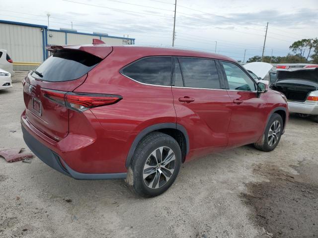 Image 3 of 2021 TOYOTA HIGHLANDER XLE 2021 with VIN 5TDGZRAH2MS061205
