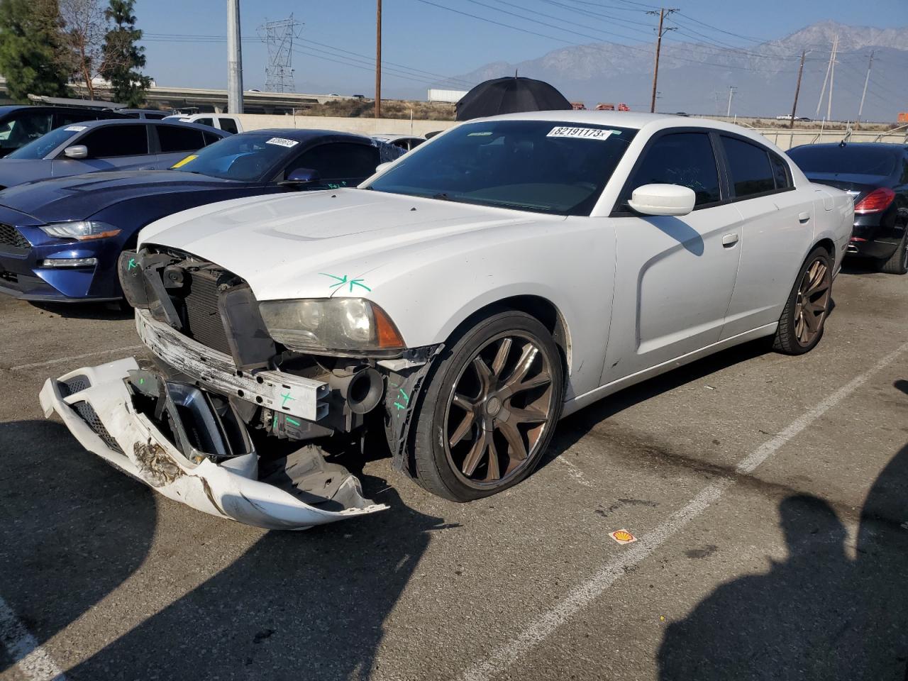 Obraz 1 z 2014 DODGE CHARGER SE 2014 z VIN 2C3CDXBG2EH315555