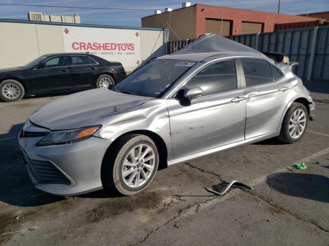 Изображение 1 2022 TOYOTA CAMRY LE 2022 с VIN 4T1C11AK4NU628882