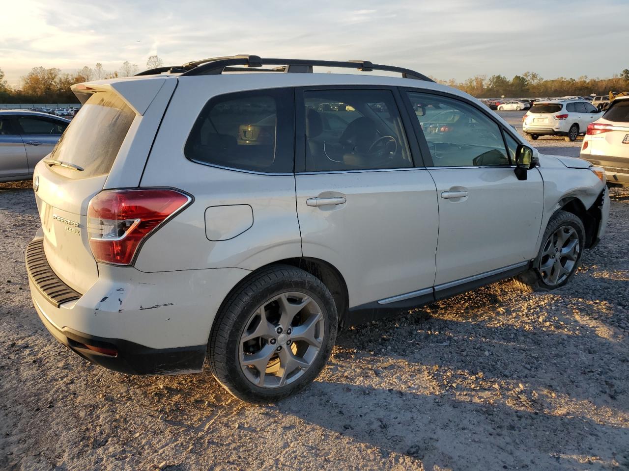 Изображение 3 2015 SUBARU FORESTER 2.5I TOURING 2015 с VIN JF2SJAUC6FH586070