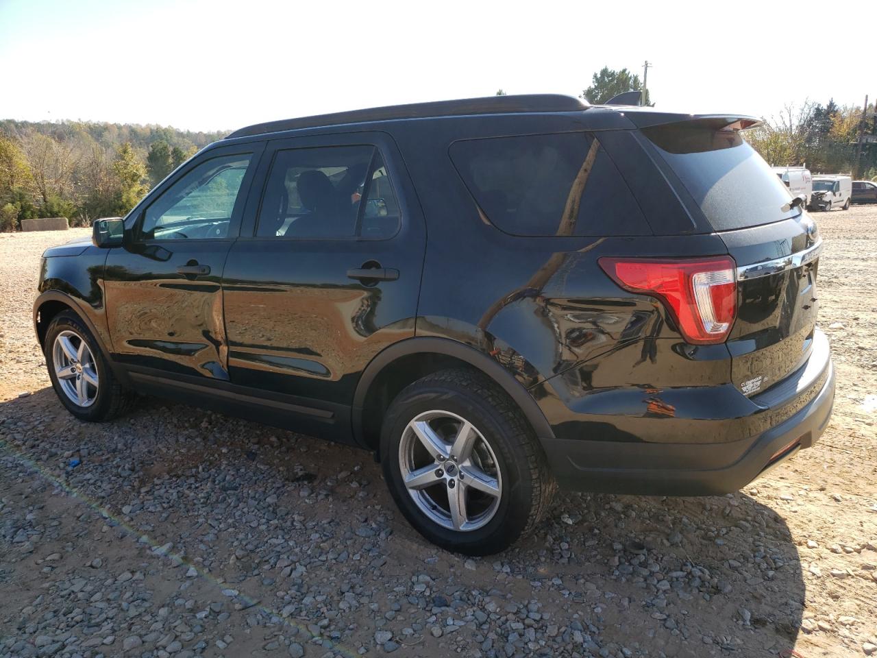 Изображение 2 2018 FORD EXPLORER  2018 с VIN 1FM5K7B87JGC80354