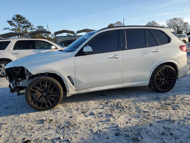 Obraz 1 z 2021 BMW X5 XDRIVE40I 2021 z VIN 5UXCR6C02M9G21597
