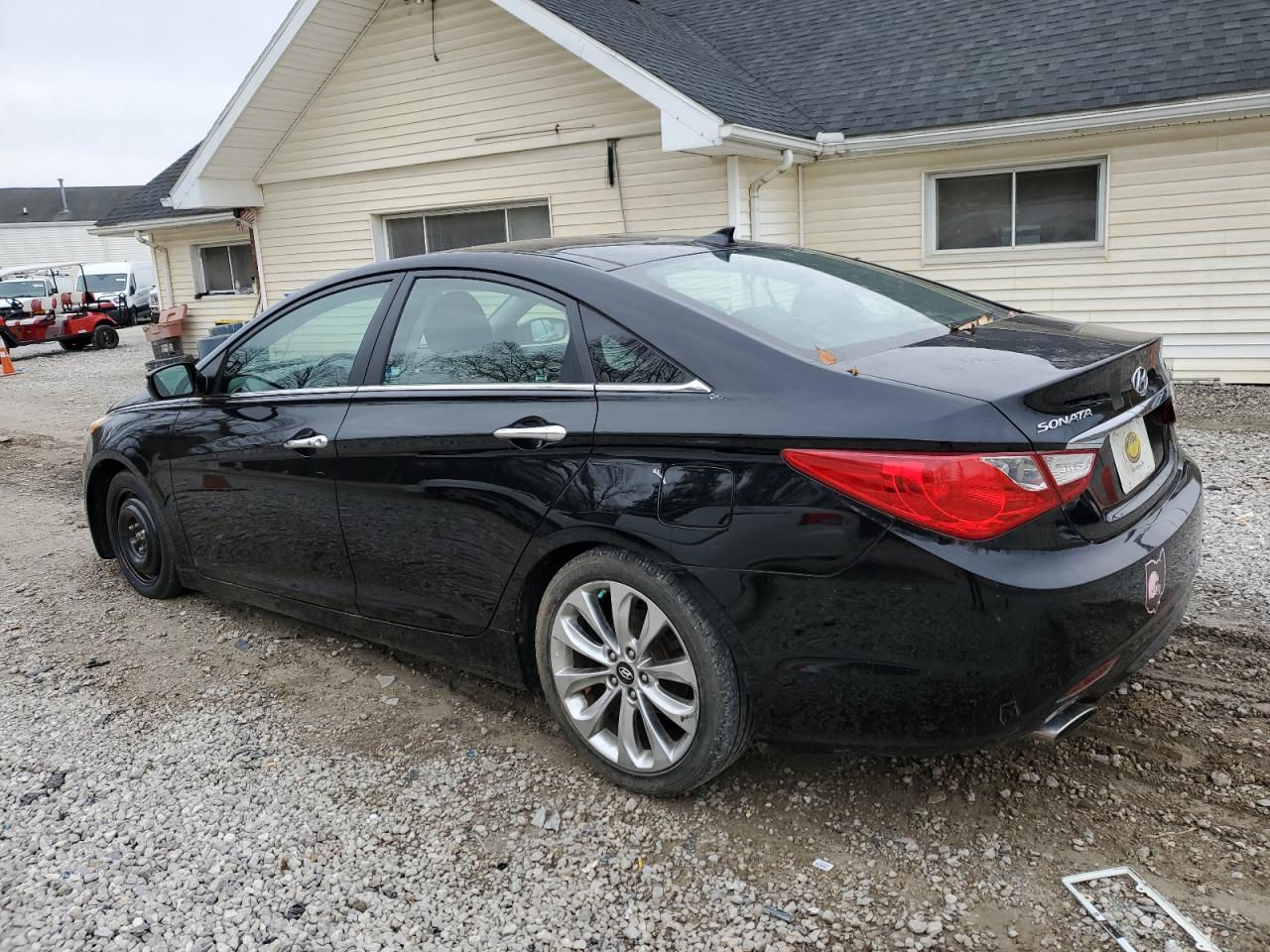 Изображение 2 2012 HYUNDAI SONATA SE 2012 с VIN 5NPEC4AB1CH329754