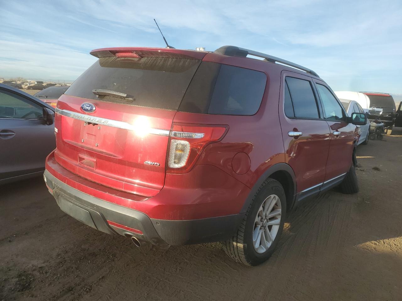 Image 3 of 2014 FORD EXPLORER XLT 2014 with VIN 1FM5K8D81EGA95998