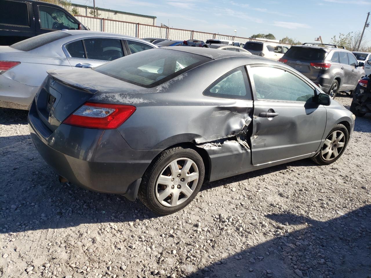 Изображение 3 2010 HONDA CIVIC LX 2010 с VIN 2HGFG1B66AH519968