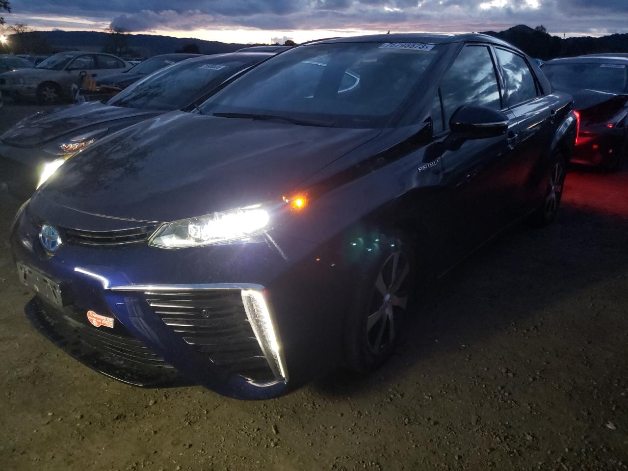 Изображение 2018 TOYOTA MIRAI  2018