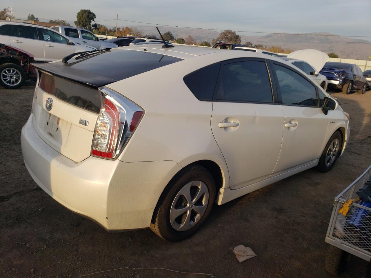 Obraz 3 z 2013 TOYOTA PRIUS  2013 z VIN JTDKN3DU7D5681128