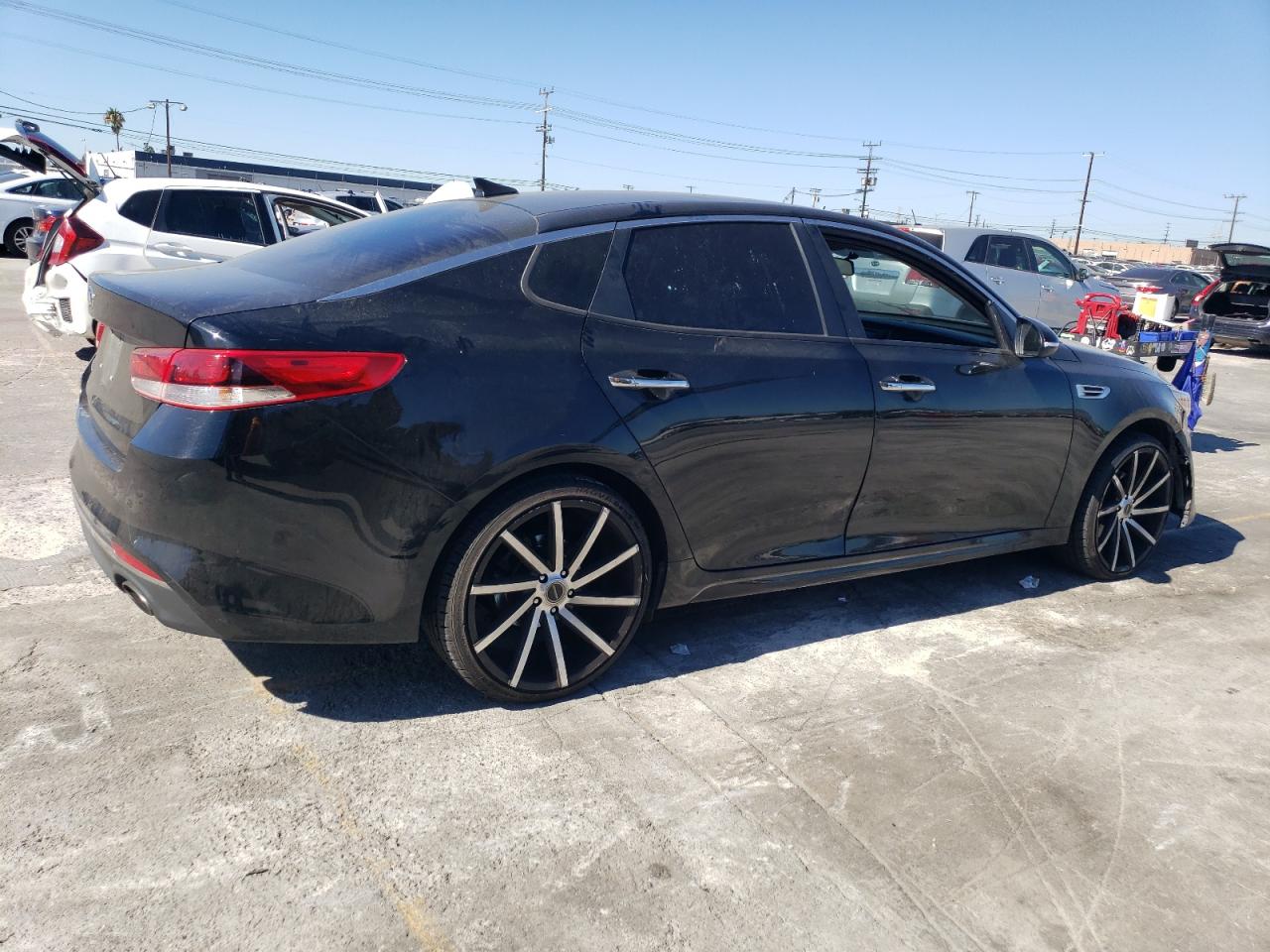 Изображение 3 2017 KIA OPTIMA LX 2017 с VIN 5XXGT4L39HG170709