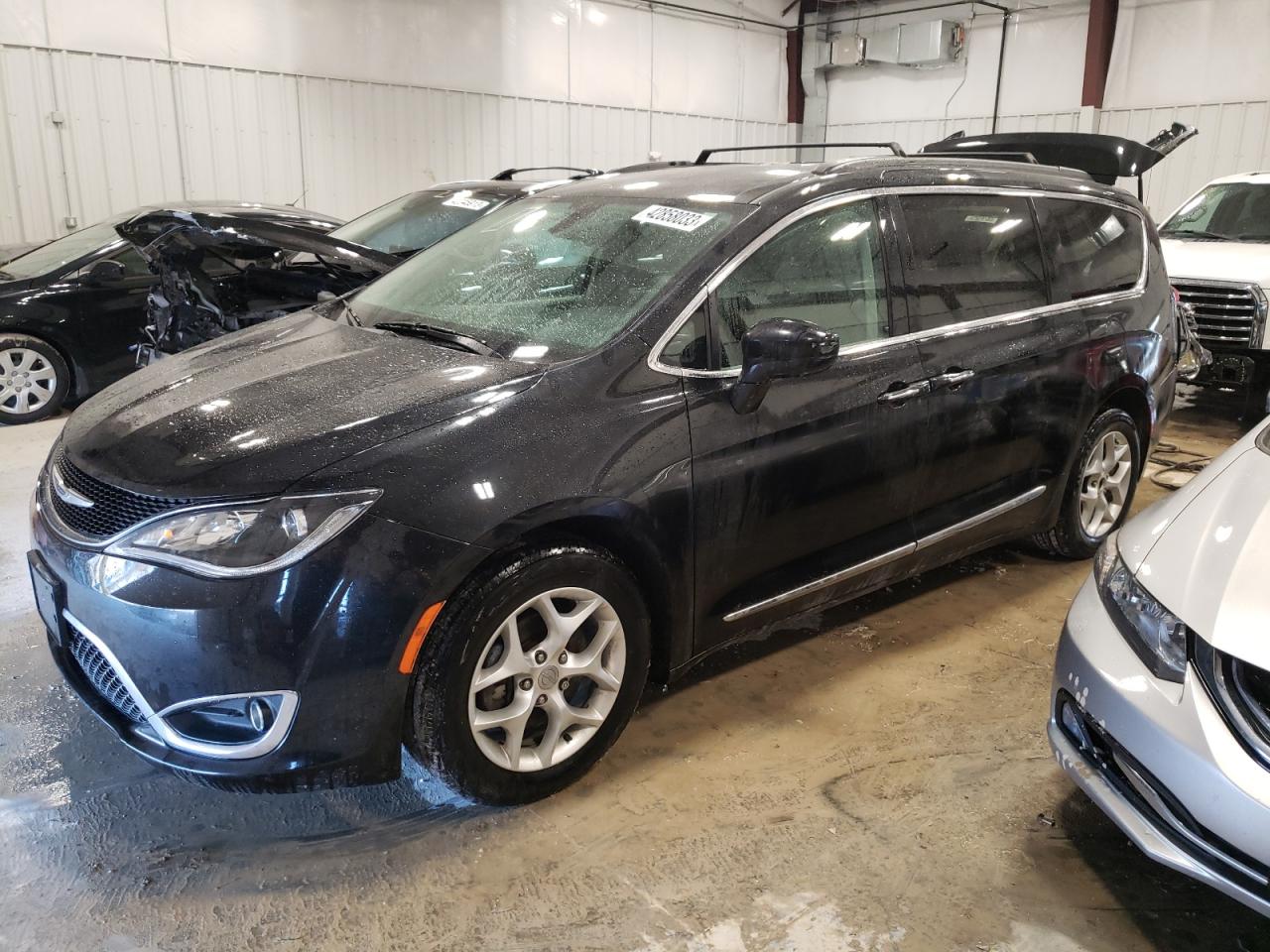 2017 CHRYSLER PACIFICA TOURING L 2017 image