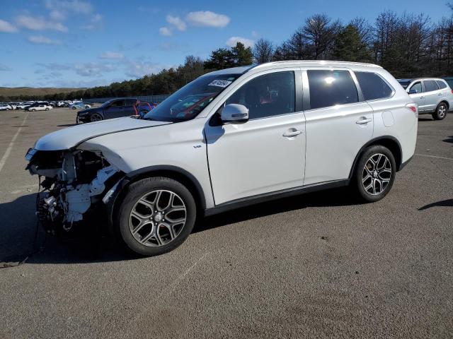2015 MITSUBISHI OUTLANDER GT 2015 image