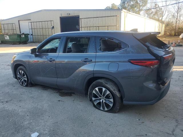 Image 2 of 2020 TOYOTA HIGHLANDER XLE 2020 with VIN 5TDGZRAH8LS511244