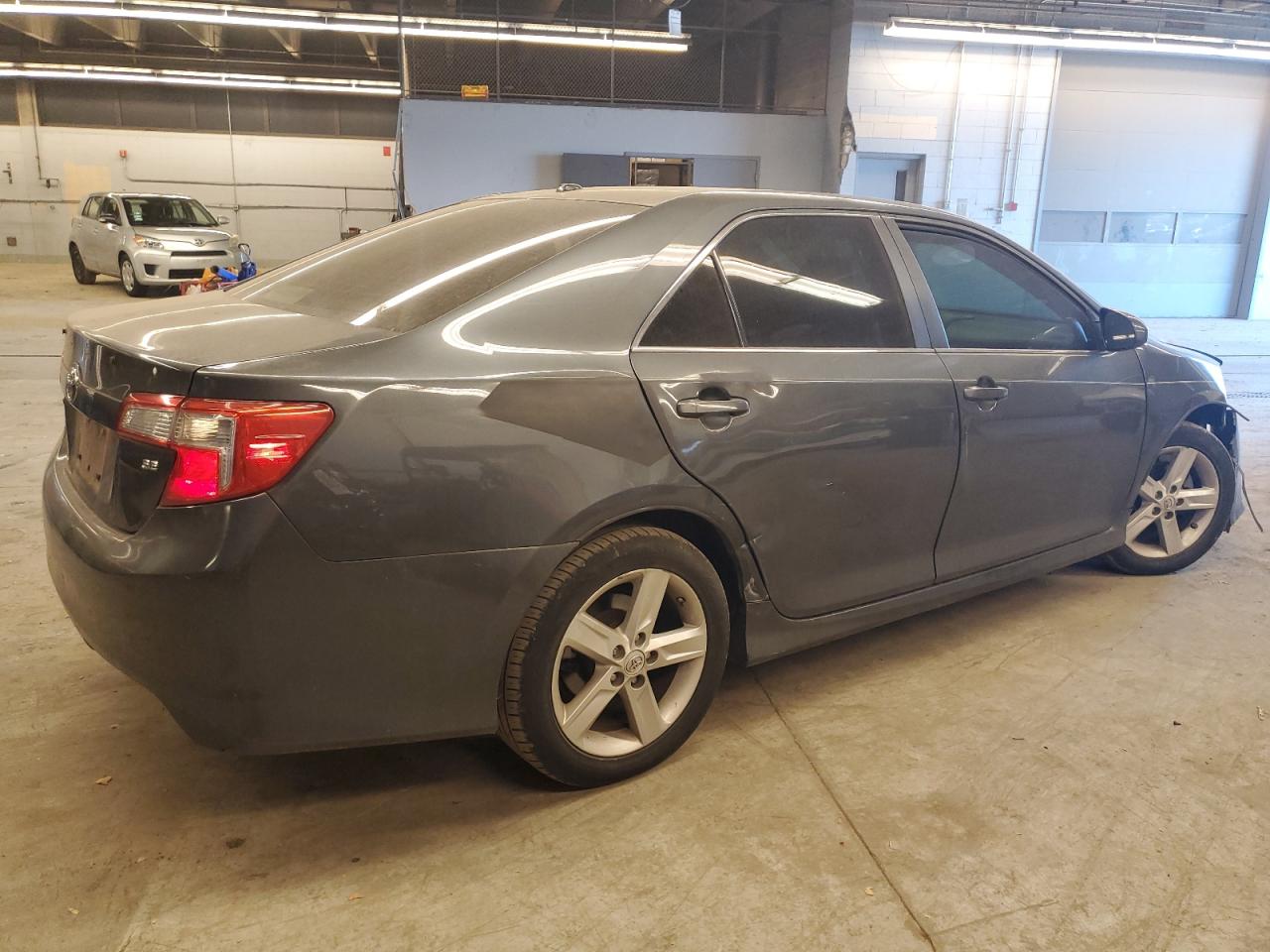 Изображение 3 2012 TOYOTA CAMRY BASE 2012 с VIN 4T1BF1FK5CU055574