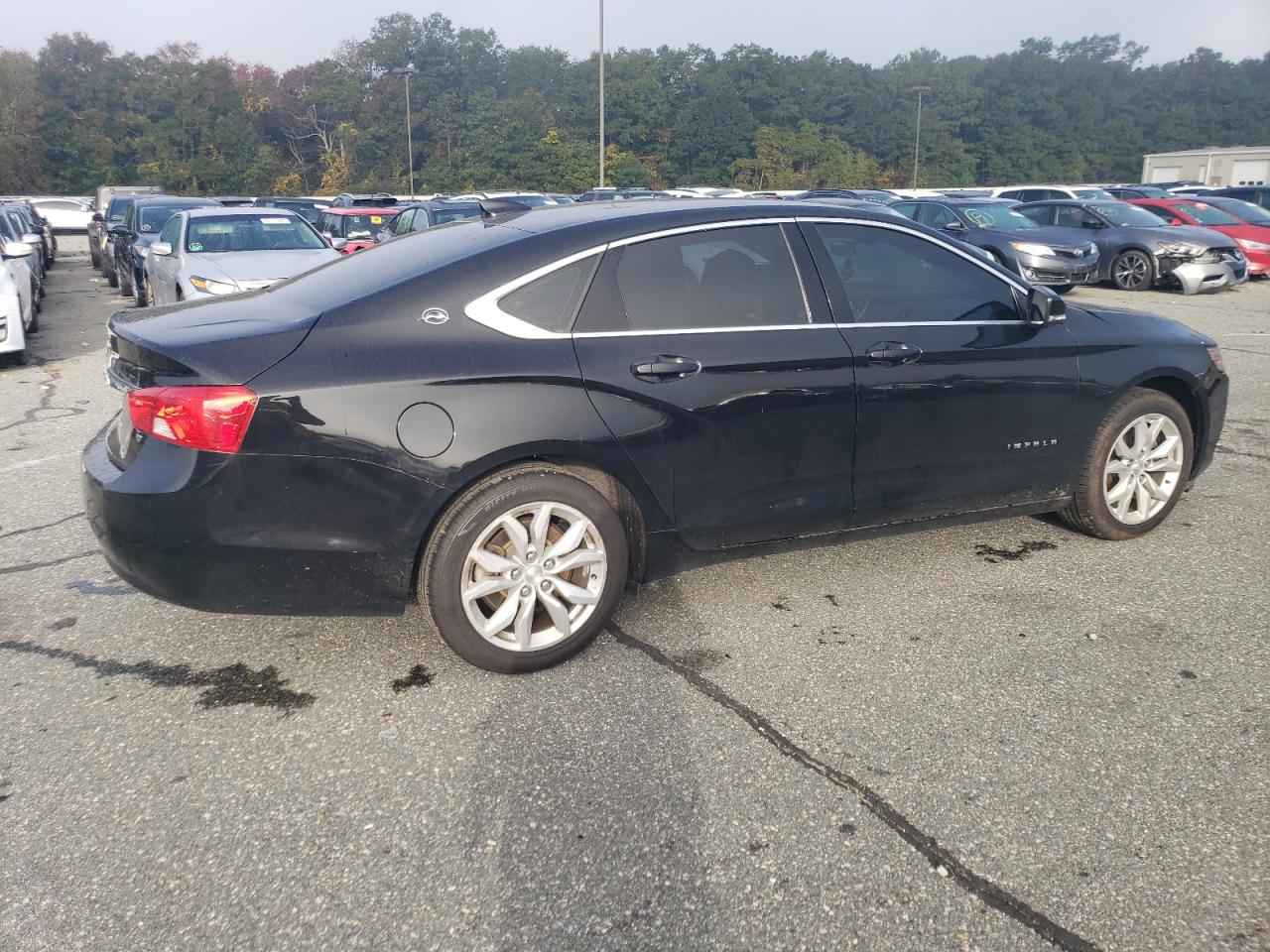 Obraz 3 z 2017 CHEVROLET IMPALA LT 2017 z VIN 1G1105SA4HU144008