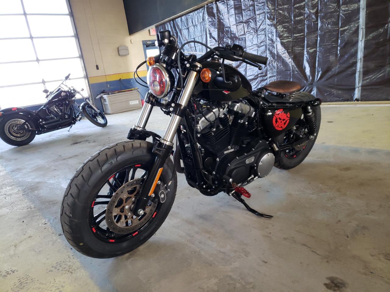 Изображение 2 2021 HARLEY-DAVIDSON XL1200 X 2021 с VIN 1HD1LC317MB404214