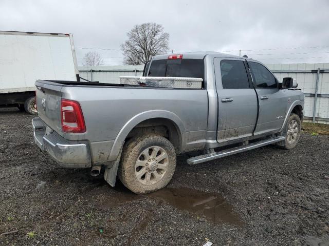 Image 3 of 2022 RAM 3500 LARAMIE 2022 with VIN 3C63R3EL5NG181095