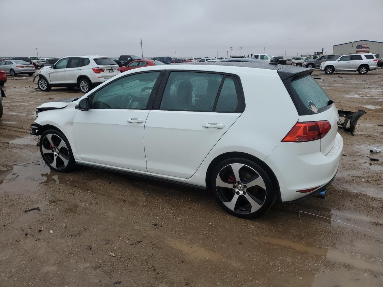 Obraz 2 z 2017 VOLKSWAGEN GTI S 2017 z VIN 3VW5T7AU7HM017231