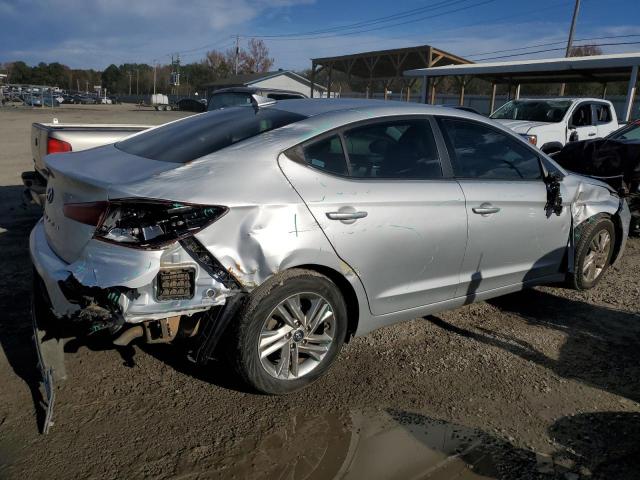 Image 3 of 2019 HYUNDAI ELANTRA SEL 2019 with VIN 5NPD84LF6KH408624