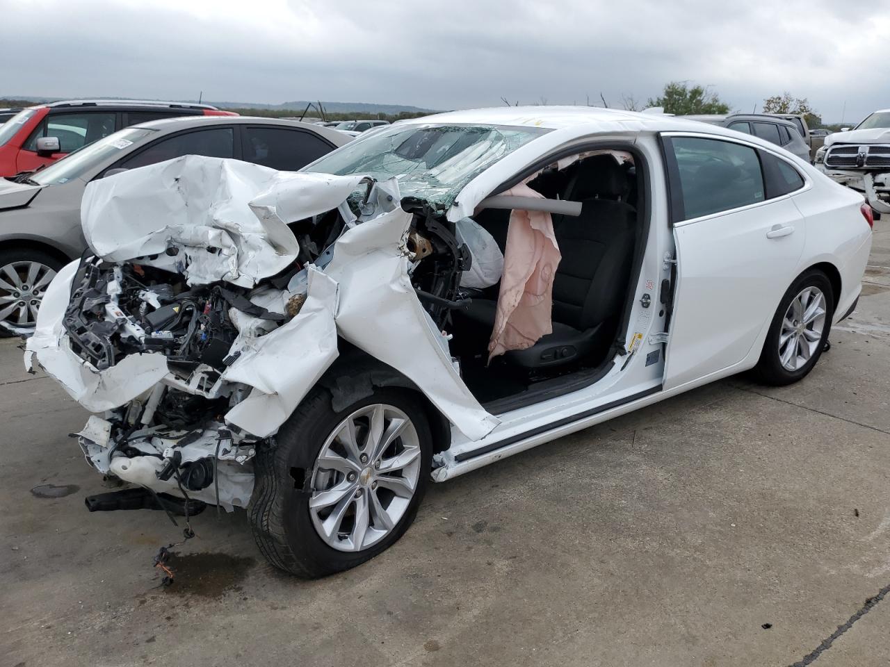 Изображение 1 2023 CHEVROLET MALIBU LT 2023 с VIN 1G1ZD5ST2PF164382