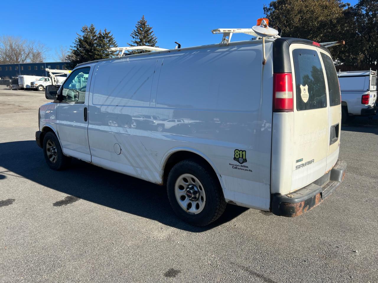 Изображение 3 2010 GMC SAVANA G1500 2010 с VIN 1GTUHAD43A1142433