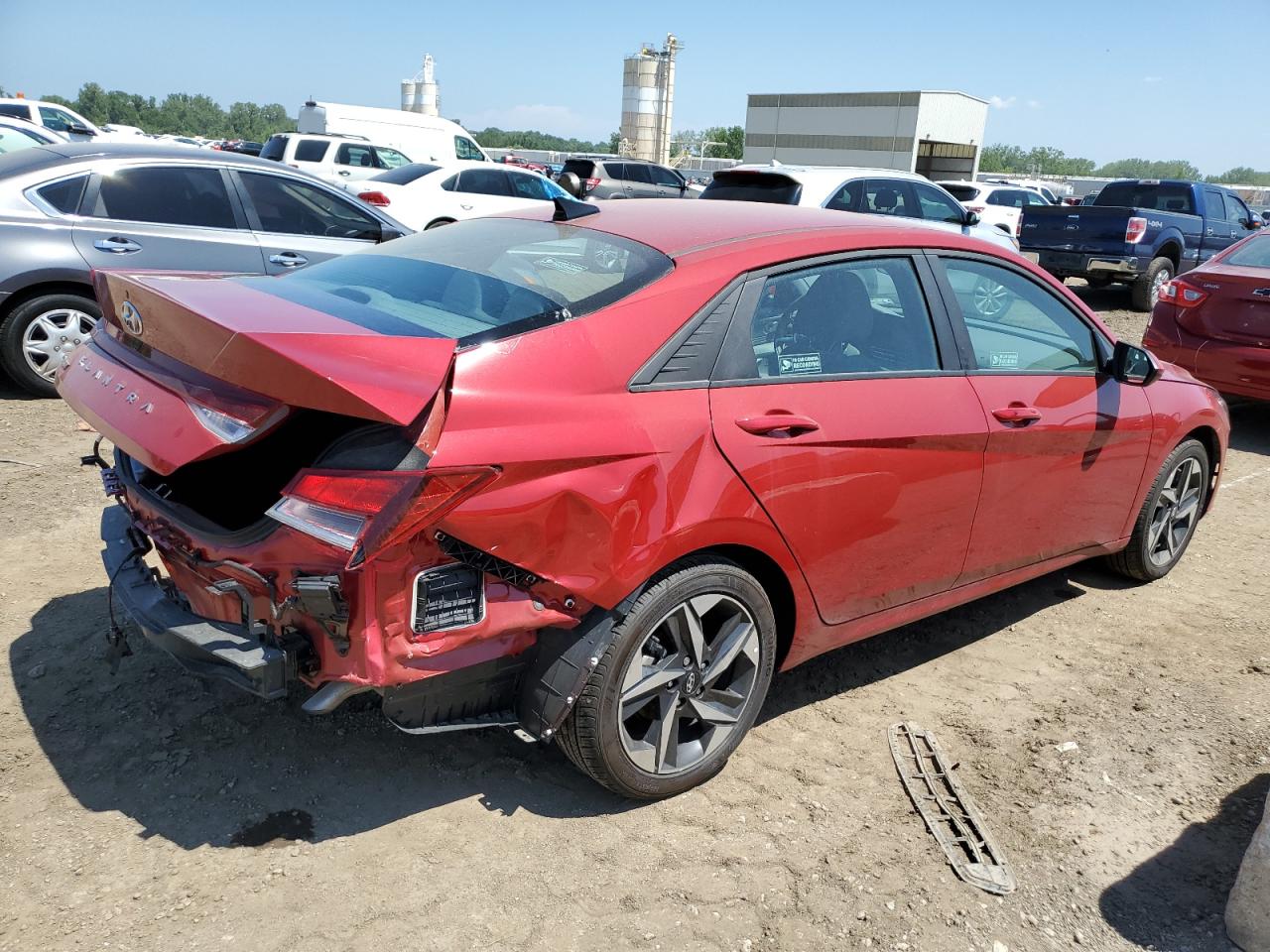 Obraz 3 z 2023 HYUNDAI ELANTRA SEL 2023 z VIN KMHLS4AG6PU420113