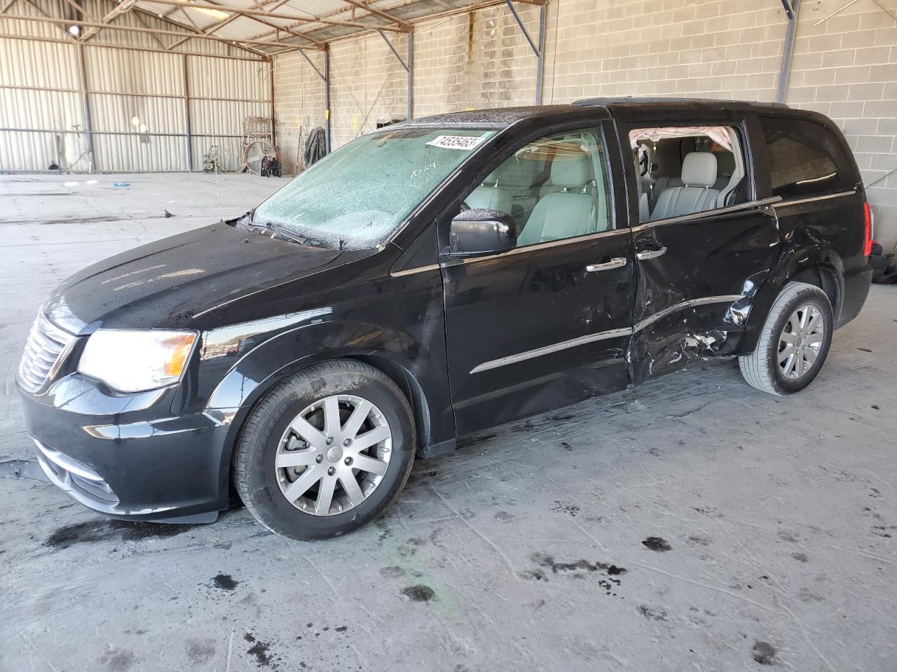 2016 CHRYSLER TOWN & COUNTRY TOURING 2016 image