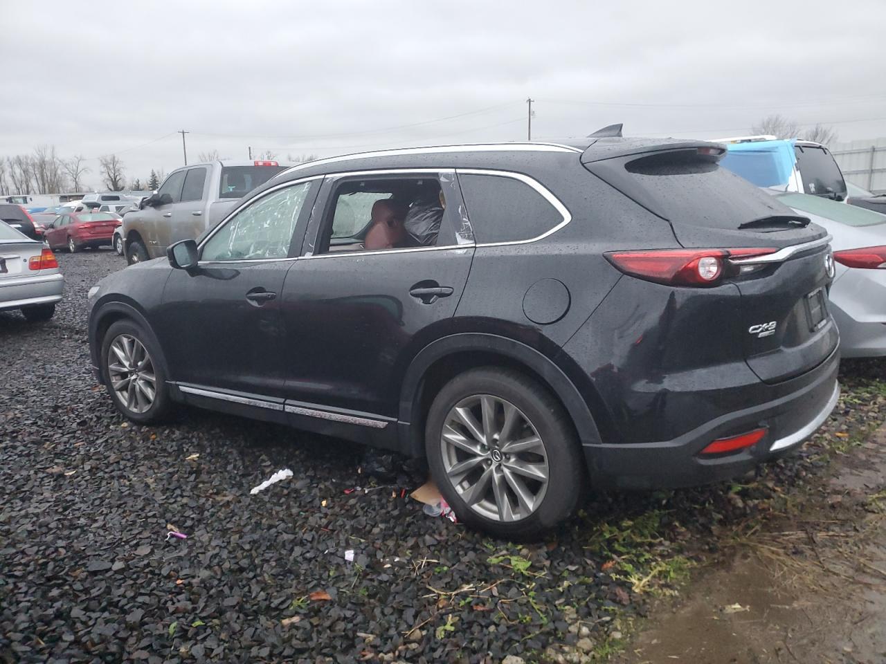 Image 2 of 2019 MAZDA CX-9 SIGNATURE 2019 with VIN JM3TCBEY0K0304969
