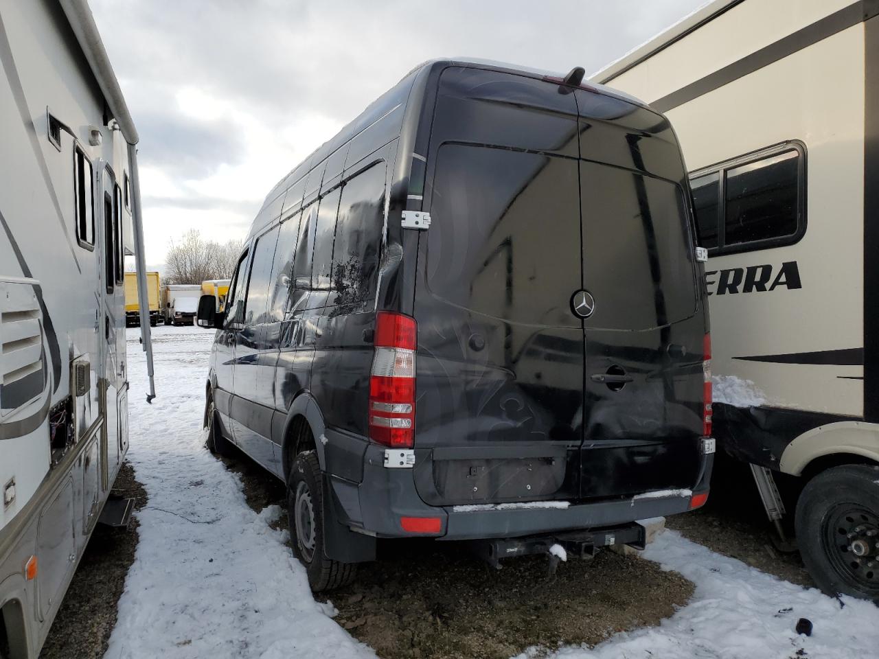 Image 2 of 2017 MERCEDES-BENZ SPRINTER 2500 2017 with VIN WD3PE7CDXHP379982