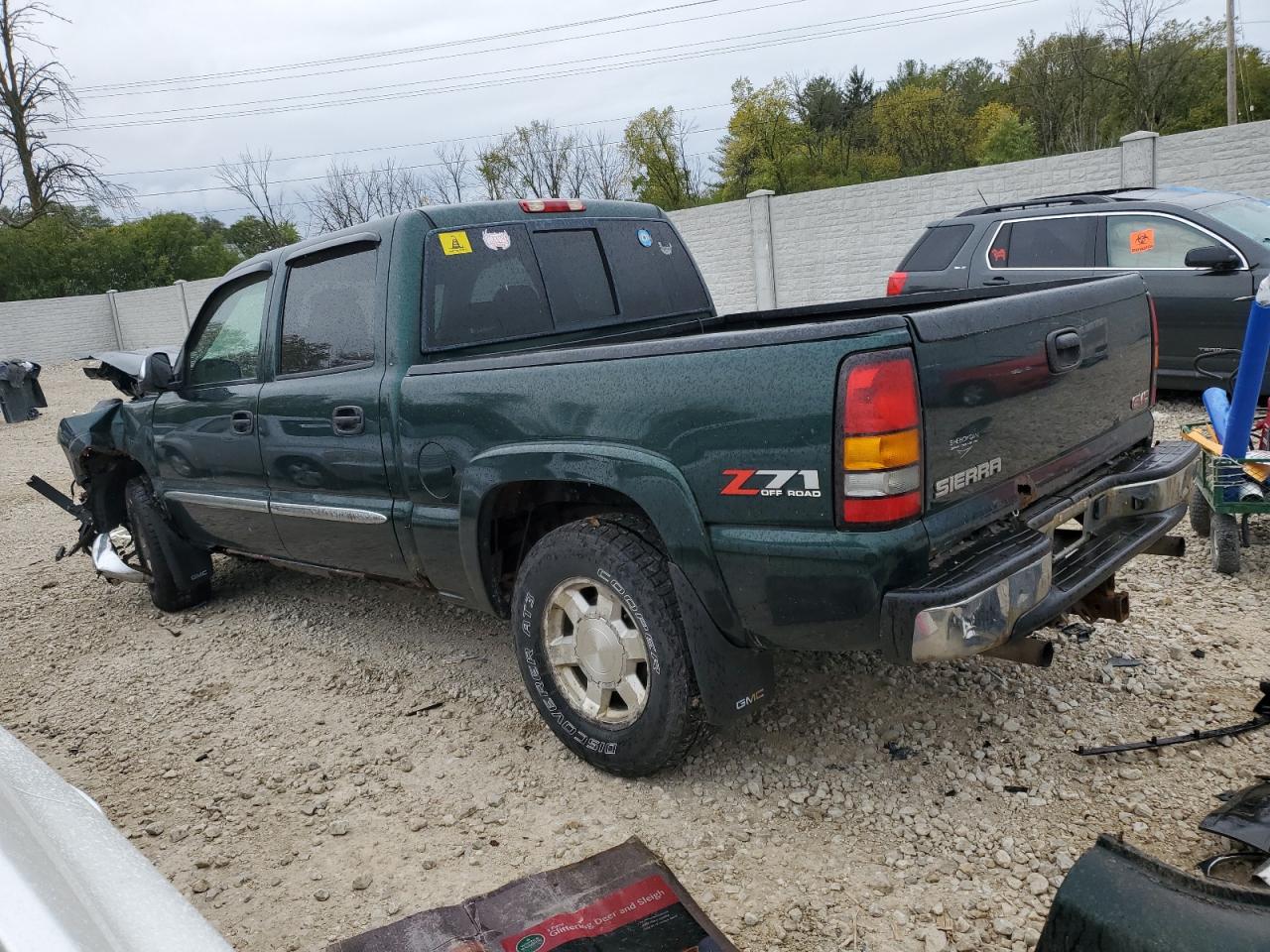 Изображение 2 2005 GMC NEW SIERRA K1500 2005 с VIN 2GTEK13T651214238