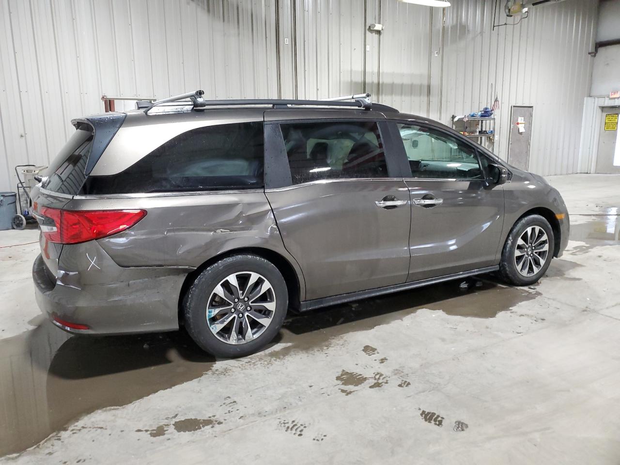 Изображение 3 2021 HONDA ODYSSEY EXL 2021 с VIN 5FNRL6H79MB022895