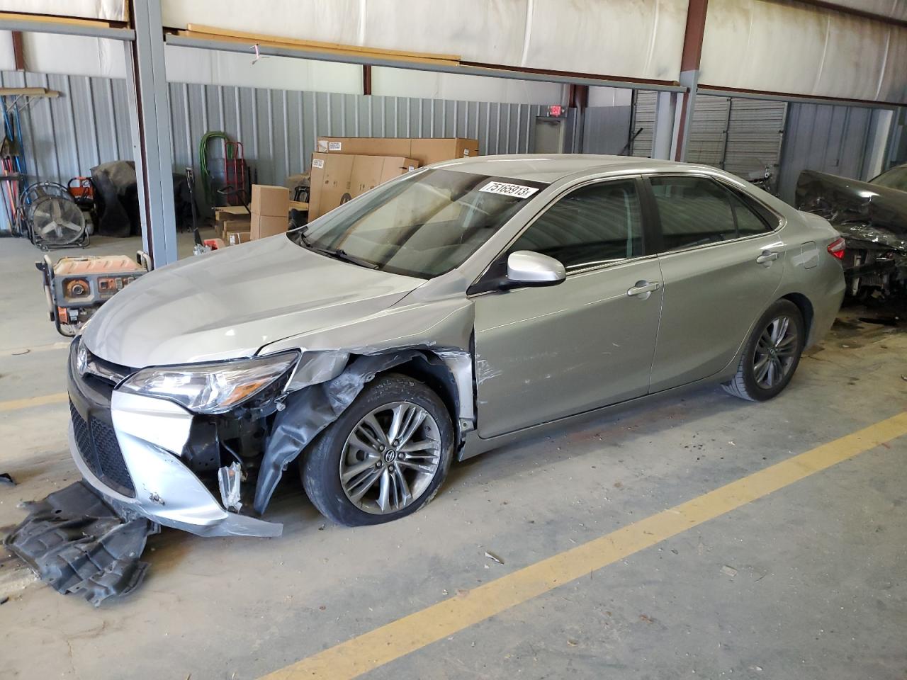 Obraz 1 z 2017 TOYOTA CAMRY LE 2017 z VIN 4T1BF1FK2HU737237