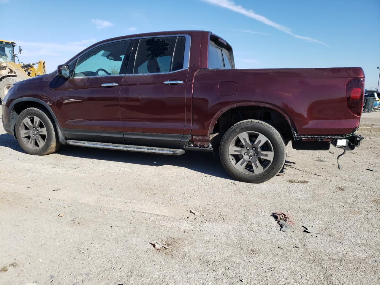 Image 2 of 2017 HONDA RIDGELINE RTL 2017 with VIN 5FPYK3F70HB030591