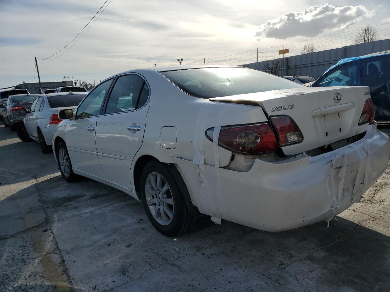 Image 2 of 2004 LEXUS ES 330 2004 with VIN JTHBA30G345003650