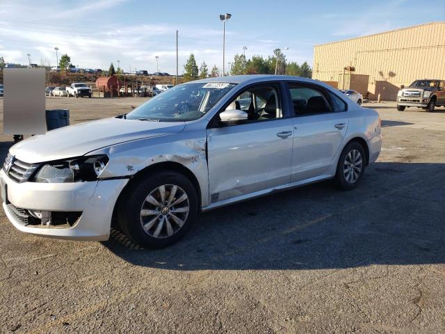 Image 1 of 2014 VOLKSWAGEN PASSAT S 2014 with VIN 1VWAT7A39EC071052