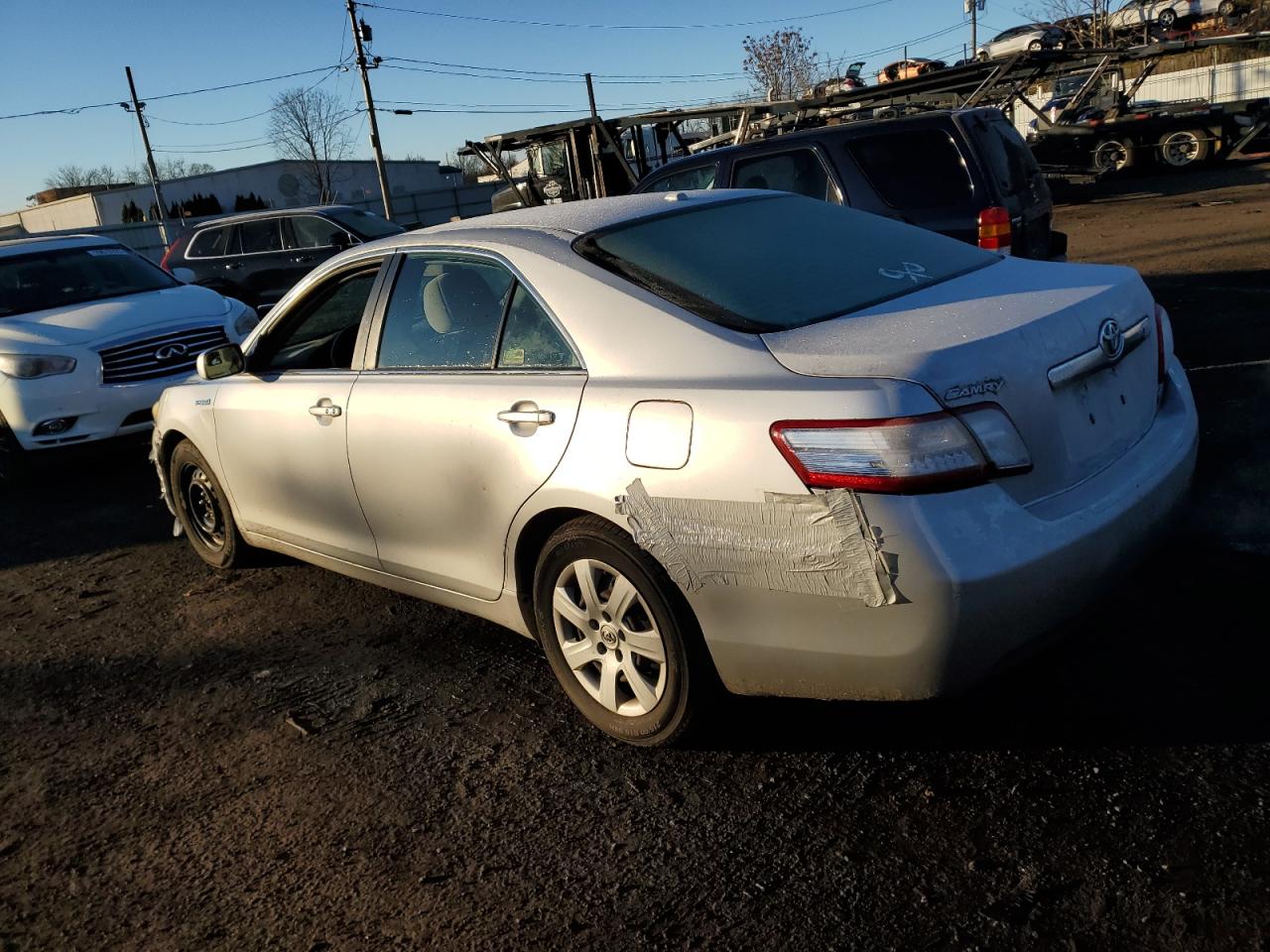 Image 2 of 2011 TOYOTA CAMRY HYBRID 2011 with VIN 4T1BB3EK3BU126889