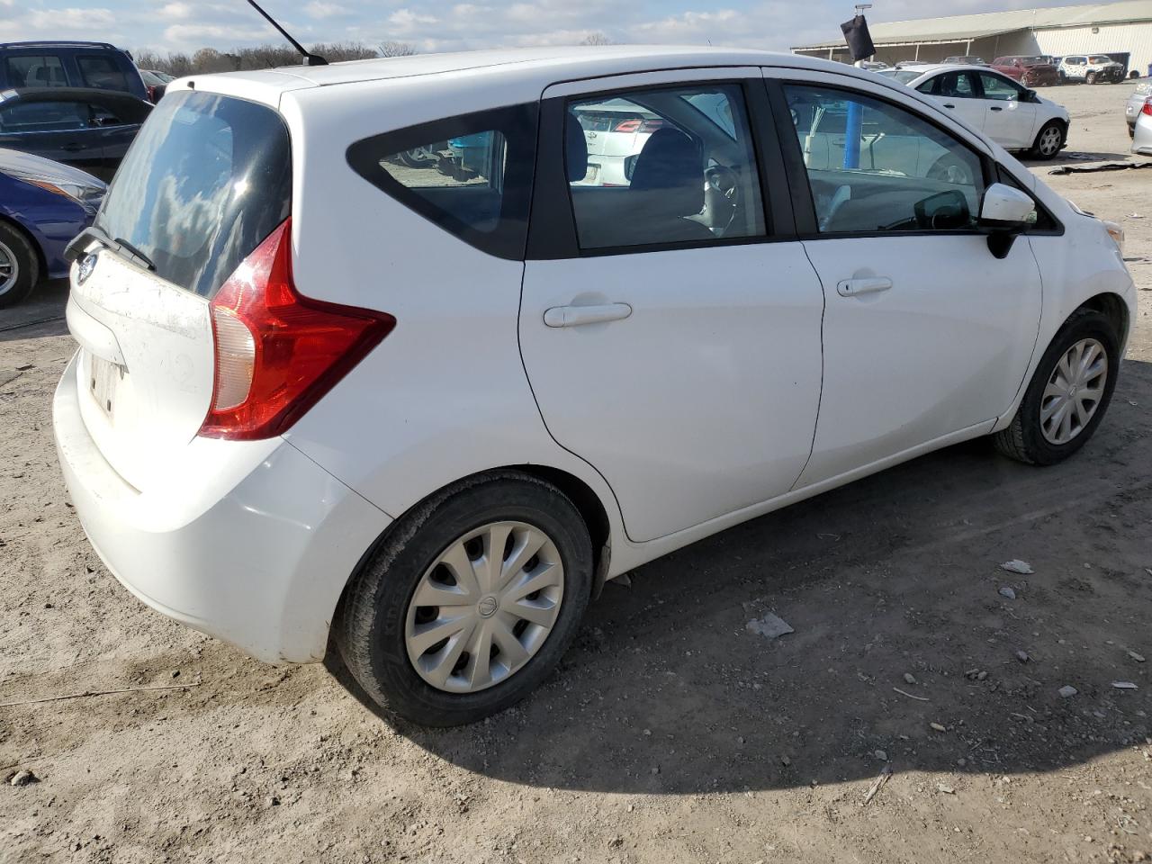 Image 3 of 2016 NISSAN VERSA NOTE S 2016 with VIN 3N1CE2CP2GL409457