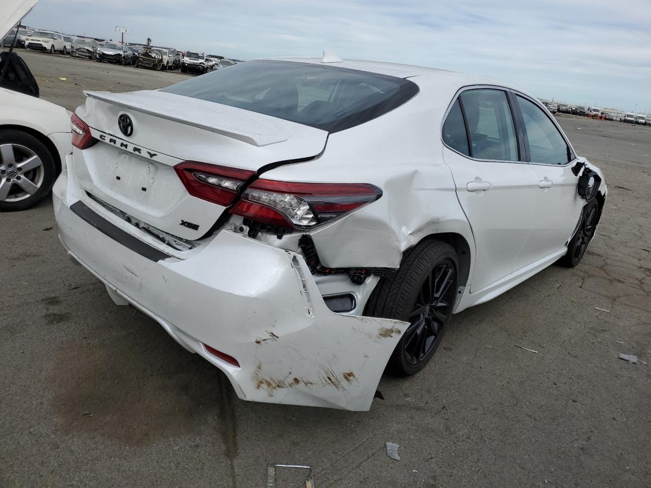 Изображение 3 2021 TOYOTA CAMRY XSE 2021 с VIN 4T1K61AK6MU565358