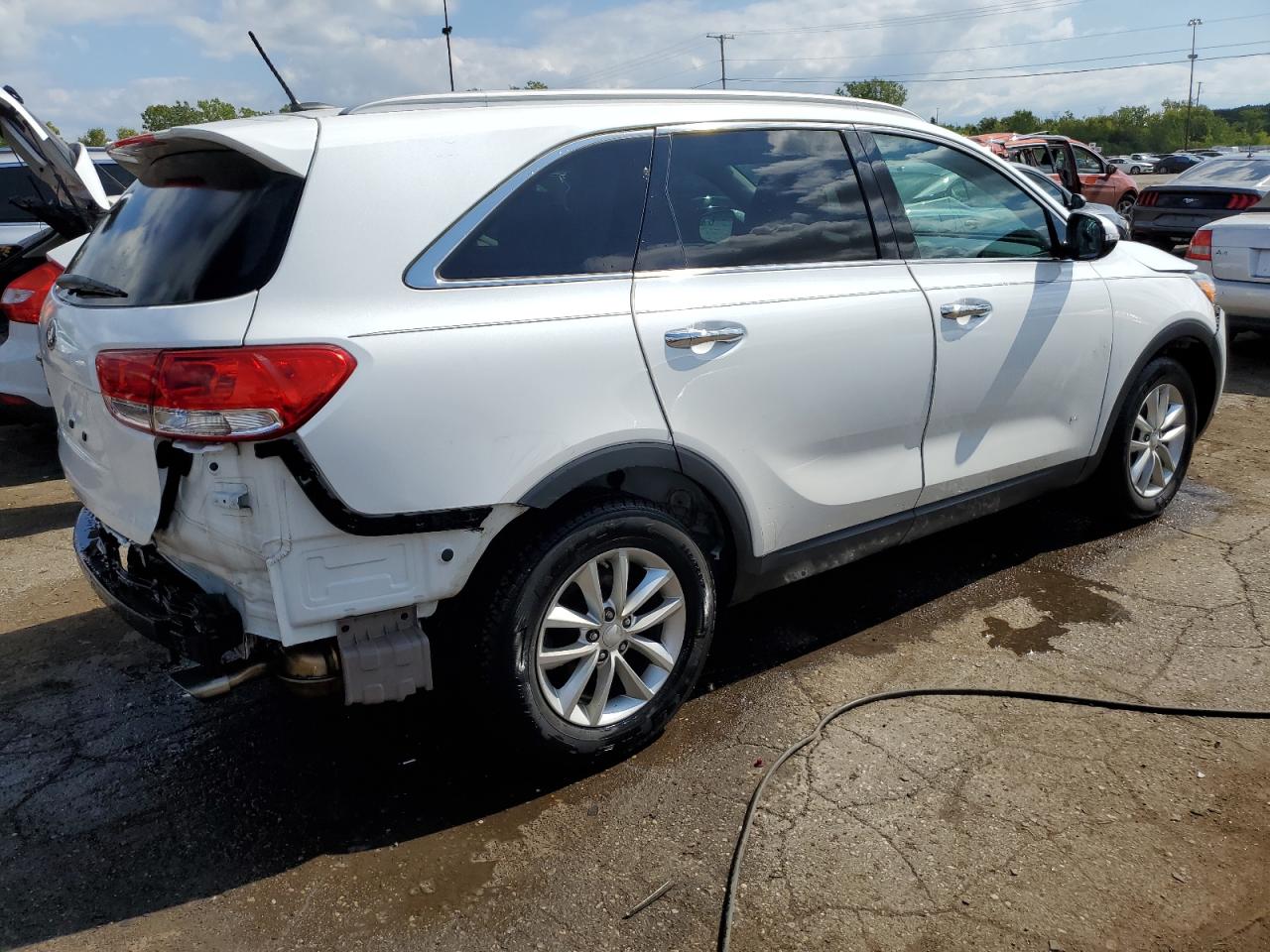 Изображение 3 2017 KIA SORENTO LX 2017 с VIN 5XYPG4A31HG236396
