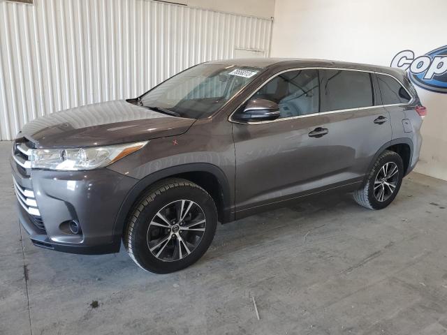 Image 1 of 2017 TOYOTA HIGHLANDER LE 2017 with VIN 5TDZZRFH9HS234502