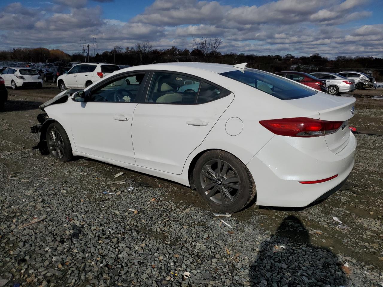 Obraz 2 z 2017 HYUNDAI ELANTRA SE 2017 z VIN 5NPD84LF1HH072096
