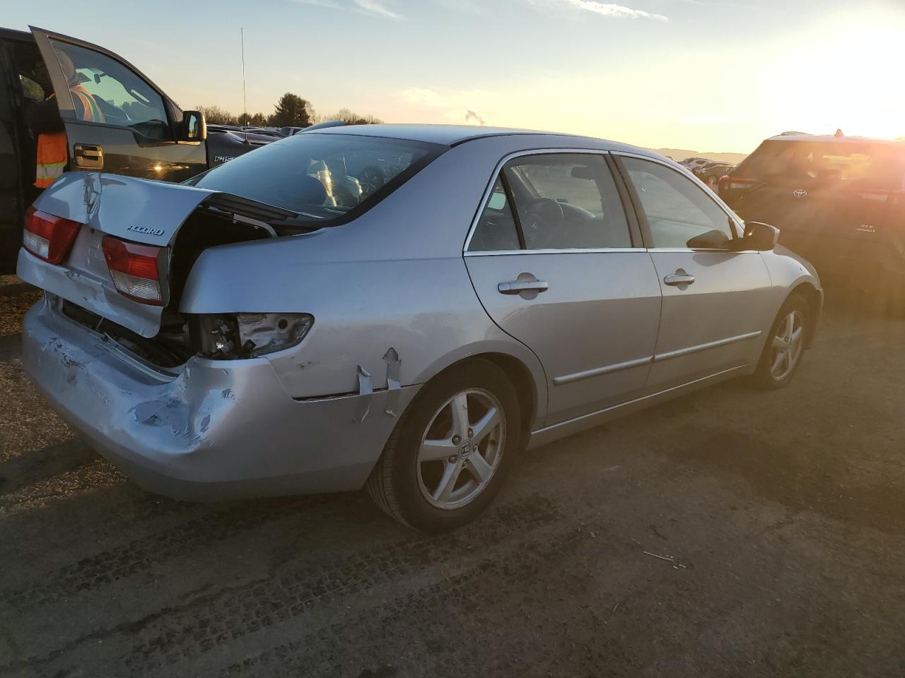 Изображение 3 2003 HONDA ACCORD EX 2003 с VIN 1HGCM56623A058816