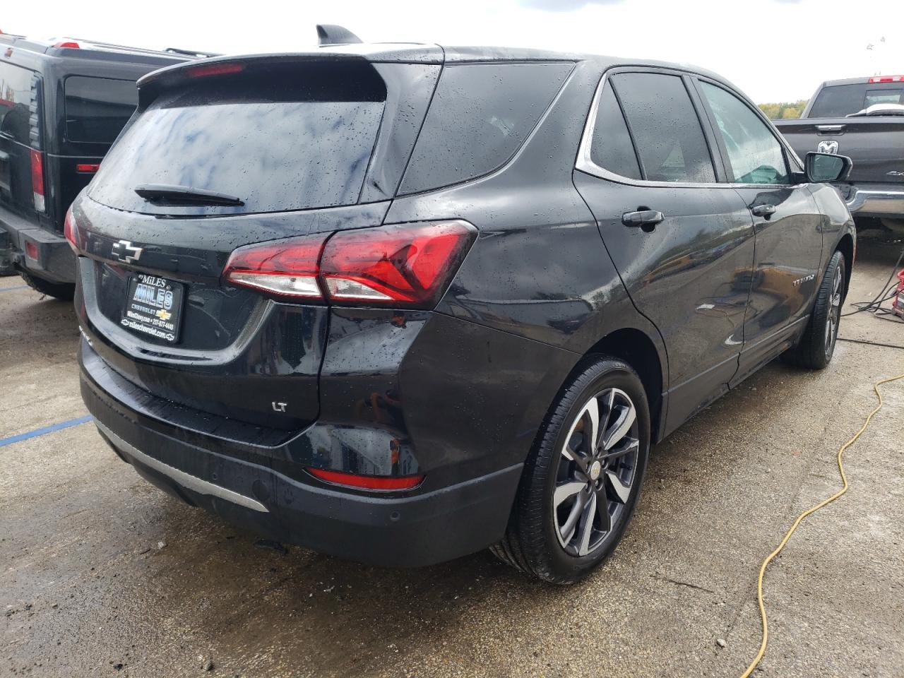 Image 3 of 2022 CHEVROLET EQUINOX LT 2022 with VIN 3GNAXKEV4NL210635
