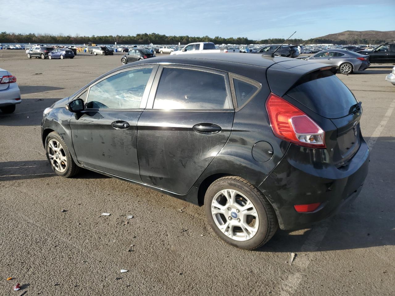 Image 2 of 2014 FORD FIESTA SE 2014 with VIN 3FADP4EJ0EM136743