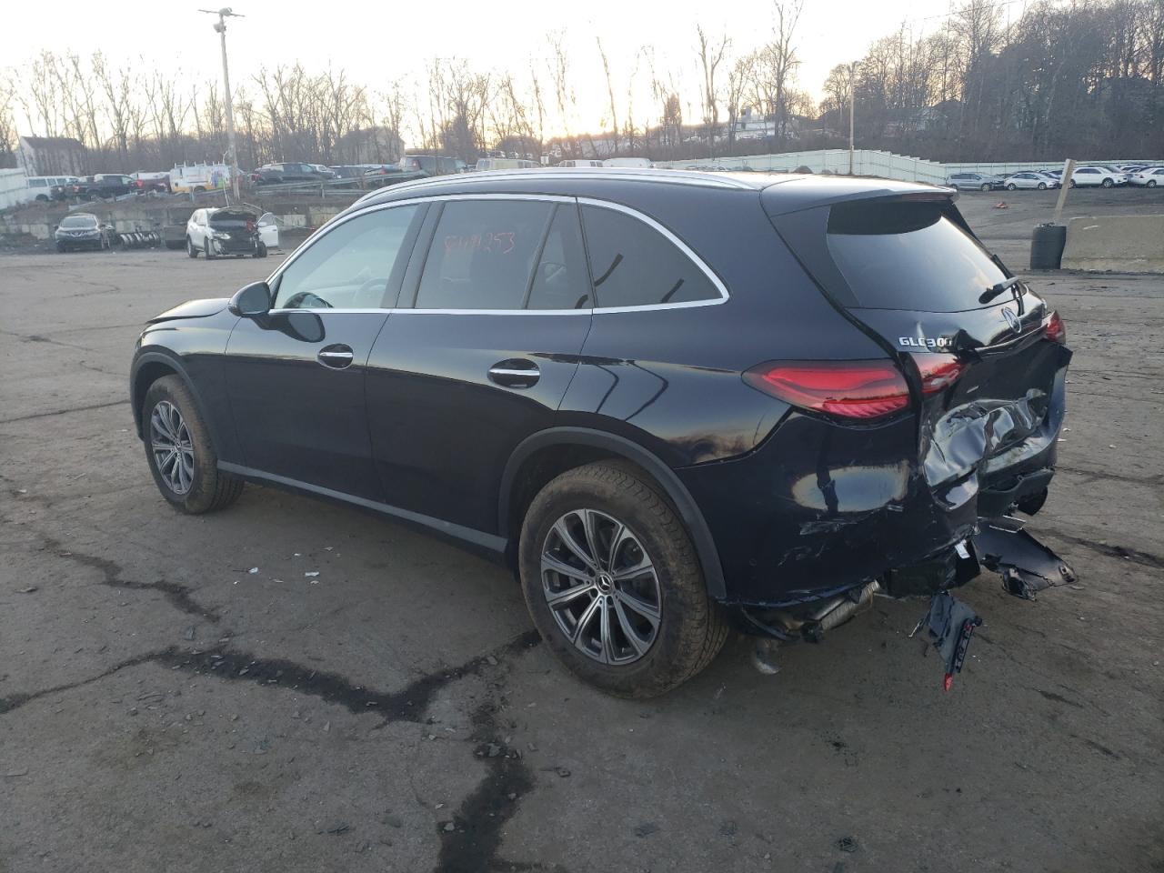 Изображение 2 2023 MERCEDES-BENZ GLC 300 4MATIC 2023 с VIN W1NKM4HB4PF050443