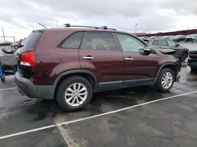 Image 3 of 2013 KIA SORENTO LX 2013 with VIN 5XYKT4A62DG337473