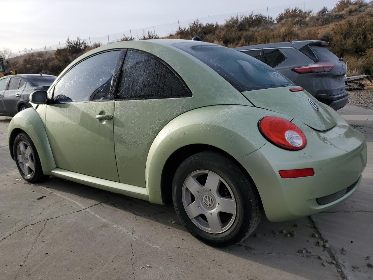 Image 2 of 2007 VOLKSWAGEN NEW BEETLE 2.5L OPTION PACKAGE 1 2007 with VIN 3VWRW31C07M509798